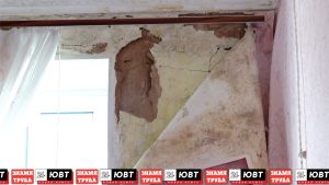 Жители улицы Валеева борются с УК из‑за аварийного фасада дома