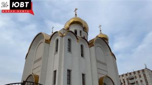 В Альметьевск привезли Благодатный огонь – фоторепортаж