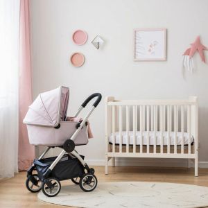 В Заинске по нацпроекту работает пункт проката вещей для новорожденных