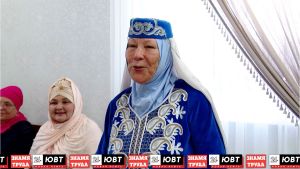 Жительница Нового Надырова уже 30 лет преподает религиозные уроки в мечети