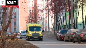 В Набережных Челнах ребенок пострадал под колесами легковушки возле магазина