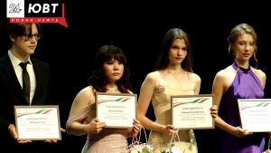 Городской выпускной 2026 в Альметьевске - фоторепортаж
