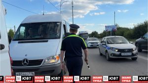 Госавтоинспекция выявила 14 нарушений в ходе рейда «Автобус» в Альметьевске