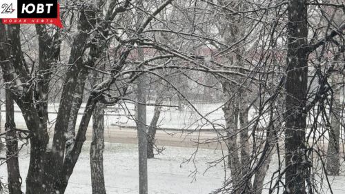 Снег накрыл Альметьевск