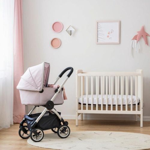 В Заинске по нацпроекту работает пункт проката вещей для новорожденных