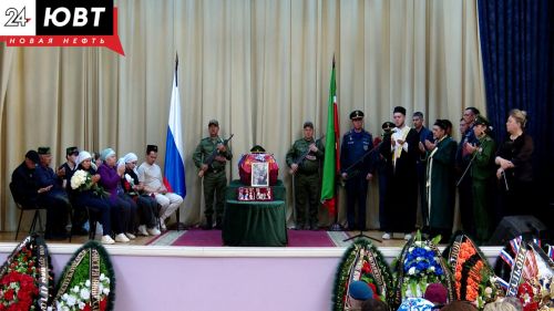 В Альметьевске простились с бойцом СВО с позывным «Бес»