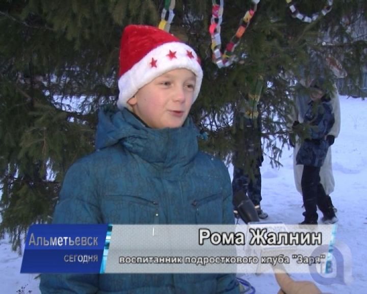 ПриватБанк готовит украинцам подарки под новогоднюю елку: кто может получить 100 тысяч гривен